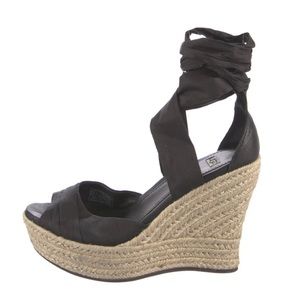 Ugg Lucianna Wedge Espadrille .  Ankle tie  Sandals .